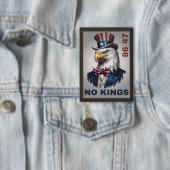 Weißkopfseeadler gegen Trump Button (Insitu)