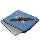 Weißkopfseeadler im Flug Laptopschutzhülle (Vorne Knopf)