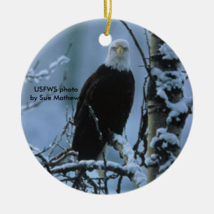 Weißkopfseeadler im Winterschnee Keramikornament