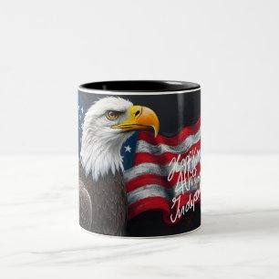 Weißkopfseeadler mit amerikanischer Flagge 4. Juli Zweifarbige Tasse