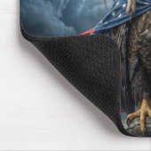 Weißkopfseeadler mit amerikanischer Flagge  Mousepad (Ecke)