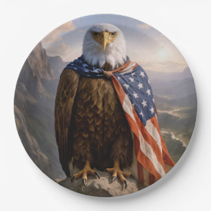 Weißkopfseeadler mit amerikanischer Flaggenumhang Pappteller