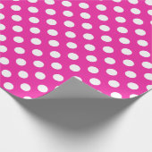 Weißpolka-Punkte auf Fuchsia Geschenkpapier (Ecke)