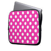 Weißpolka-Punkte auf Fuchsia Laptopschutzhülle (Vorderseite Links)