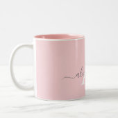 Weißrosa Name Initial Monogram Elegant Script Zweifarbige Tasse (Links)
