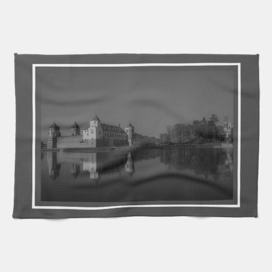 Weißrussland Mir Castle Architecture Monochrome Geschirrtuch (Horizontal)