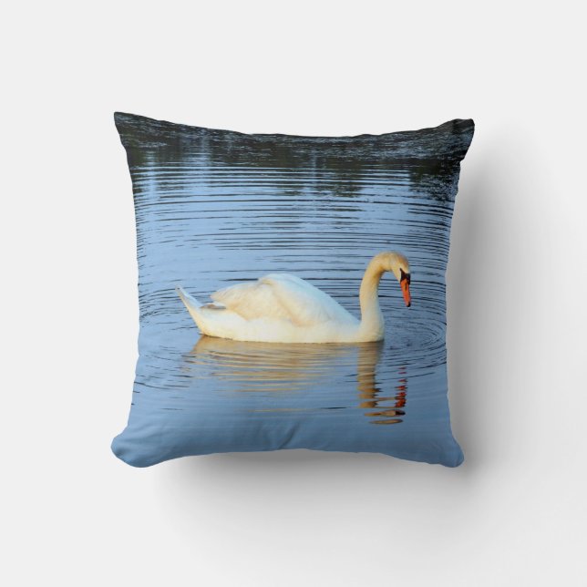 Weißschwan Reflection Pillow Kissen (Vorderseite)