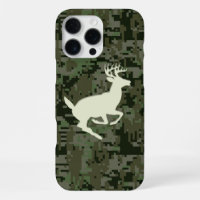 Weißwedelhirsch auf Deep Woods Camo