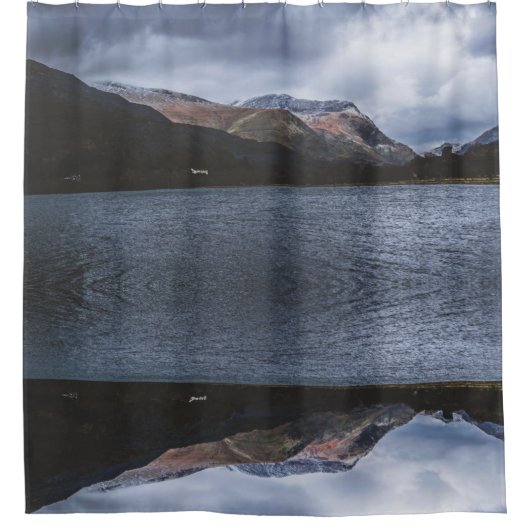 weit verbreitet dramatisch duschvorhang (Vorderseite)