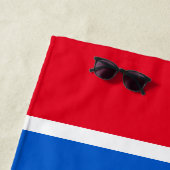 Weite, hellblaue, rote, weiße Kante, Patriotische Strandtuch (Beispiel)