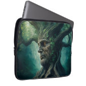 Weites Gesicht im antiken Baumwald Laptopschutzhülle (Vorne Rechts)