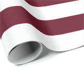 Weites Herbstfeuer- und Weißstreifen-Muster Geschenkpapier (Rolleneckpunkt)