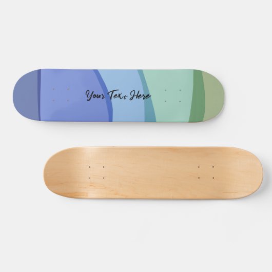 Weitläufiger, moderner Design hellblauer Text Skateboard (Horizontal)