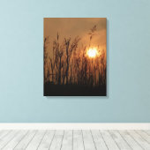 Weizen bei Sonnenuntergang - Vertikal Leinwanddruck (Insitu (Holzboden))