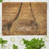 Weizenfeld mit Traktor Tracks Handtuch (Gefaltet)