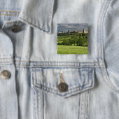 Weizenfeld und entferntes Monteriggioni, in der Button (Beispiel)