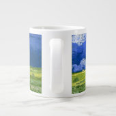 Weizenfeld unter bewachtem Himmel Van Gogh Fine Ar Jumbo-Tasse (Rückseite)
