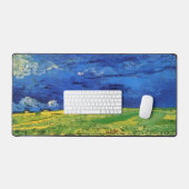 Weizenfeld unter bewachtem Himmel von Vincent van  Schreibtischunterlage (Tastatur & Maus)