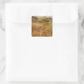 Weizenfelder mit Auvers von Vincent van Gogh Quadratischer Aufkleber (Tasche)