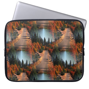 Welche Straße nehme ich?. Laptopschutzhülle