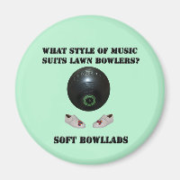 Welchen Musikstil haben Anzug mit Bowlern,