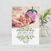 Welcome Baby Greenery Foto Birth Ankündigung (Stehend Vorderseite)
