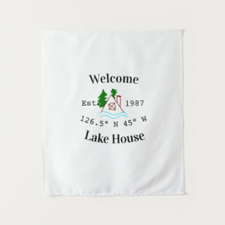 Welcome lake house corrdinated est. Year mountain  Wandteppich