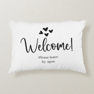 Welcome - Please leave by 9pm Dekokissen