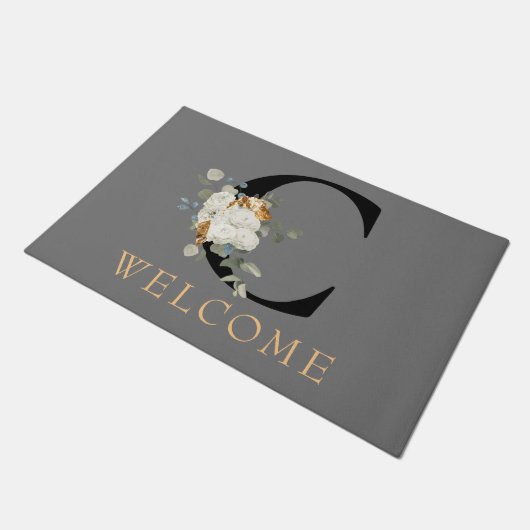 WELCOME White Floral Gold Akzente Monogramm C Fußmatte (Schrägansicht)