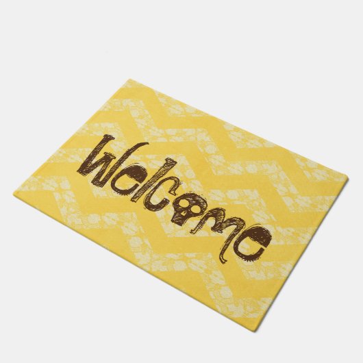 Welcome Yellow Chevrons Skull Fußmatte (Schrägansicht)