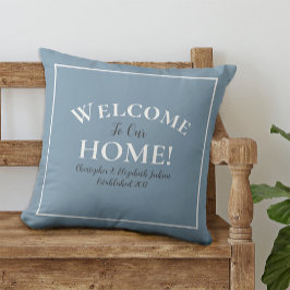Welcome Zuhause Custom Dusty Blue Calligraphy Chic Kissen