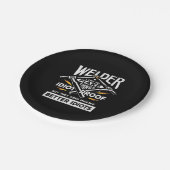 Welder versucht, Dinge herzustellen Pappteller (Schrägansicht)