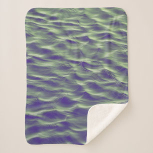Welle auf dem Wasserkörper Sherpadecke