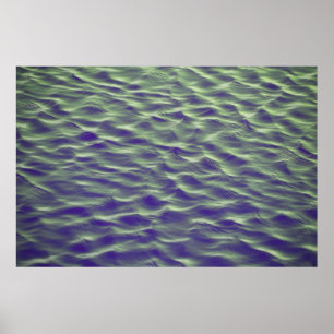 Wellen auf dem Wasserkörper Poster