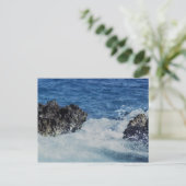 Wellen, die auf Korallengestein abstürzen Postkarte (Stehend Vorderseite)