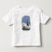 Wellen, die gegen Roker Leuchtturm zusammenstoßen Kleinkind T-shirt (Vorderseite)