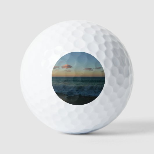 Wellen, die in der Sonnenuntergang-Landschaft abst Golfball (Vorderseite)