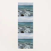 Wellen und Fischerboote im Meer, Yogamatte (Vorderseite)