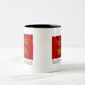 Wellenartig bewegende Flagge Basse-Normandie mit Zweifarbige Tasse (Mittel)