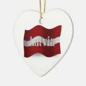 Wellenartig bewegende Flagge Lettlands Keramikornament (Links)