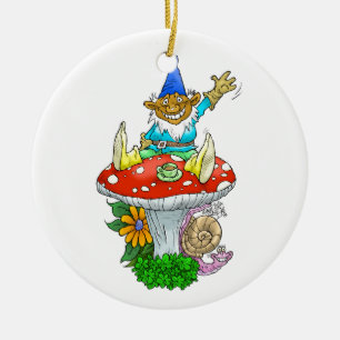 Wellenartig bewegender Gnome auf einer runden Keramik Ornament