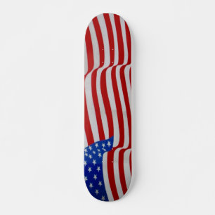 wellenartig bewegendes Flaggen-Skateboard Skateboard