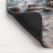 Wellenbrecher am Strand, Kalifornien Mousepad (Ecke)