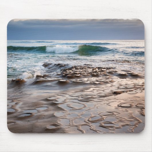 Wellenbrecher am Strand, Kalifornien Mousepad (Vorne)