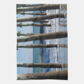 Wellenbrecher unter dem Pier am Myrtle Beach Geschirrtuch (Vertikal)