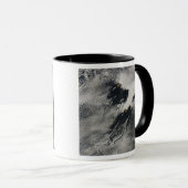 Wellenförmige Wellenwolken und Wolkenbrüche Tasse (VorderseiteRechts)