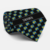 Wellenförmiges Schwedenflaggenmuster Krawatte (Gerollt)