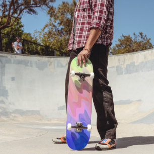 Welliges Farbgefälle Skateboard