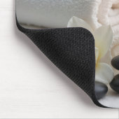 Wellness-Center Handtücher und Magnolienblüten Mousepad (Ecke)