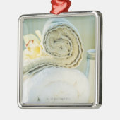 Wellness-Centertücher und tropische Blume Ornament Aus Metall (Links)